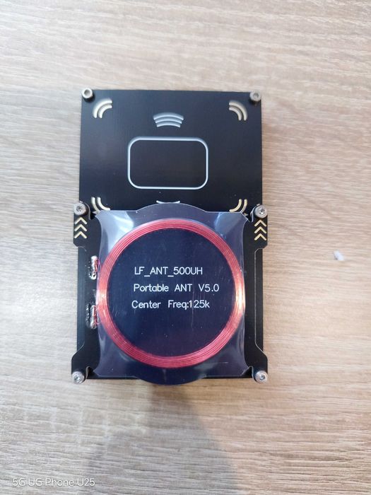 Proxmark3 четец на карти и чипове