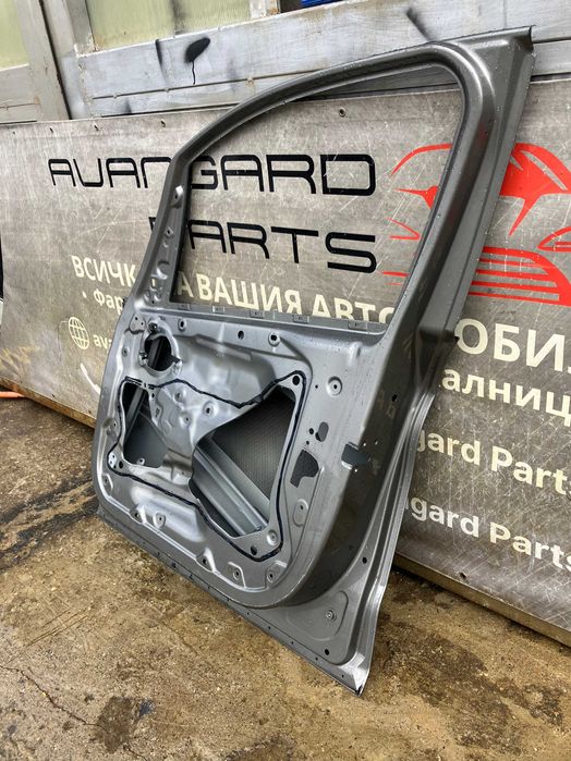 Предна дясна врата BMW 2 F45