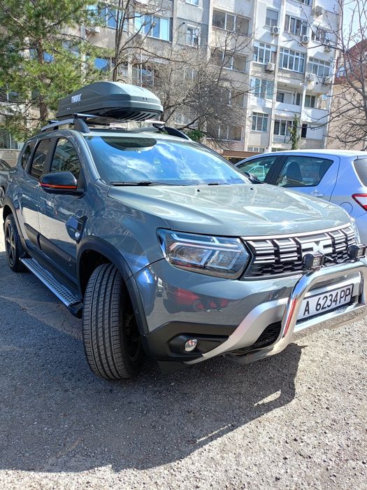 Dacia Duster / Дачия Дъстър 4x4 1.5 dci 6d Urban Grey