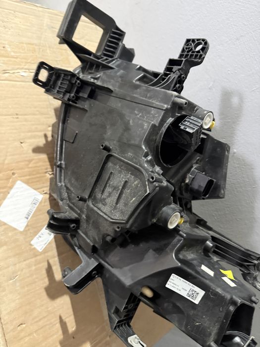 far cupra born full led partea dreapta 10f941008h