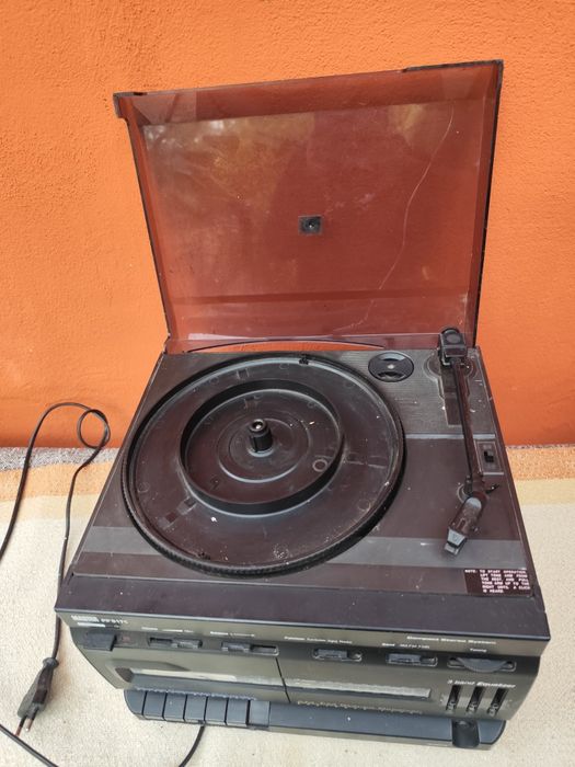Combina Master radio,dis,casetofon