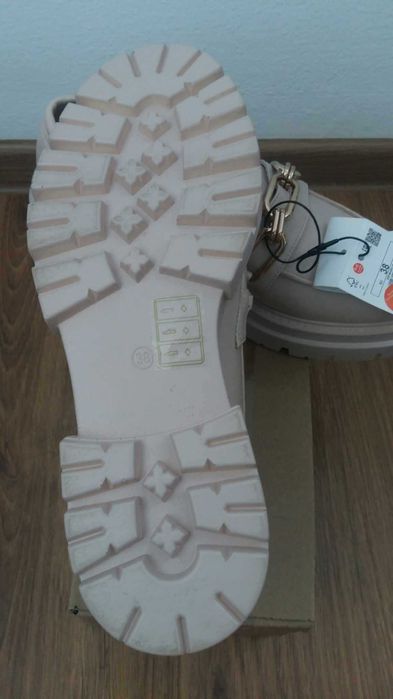 Нови лоуфъри и еспадрили-MOHITO,TOMMY HILFIGER