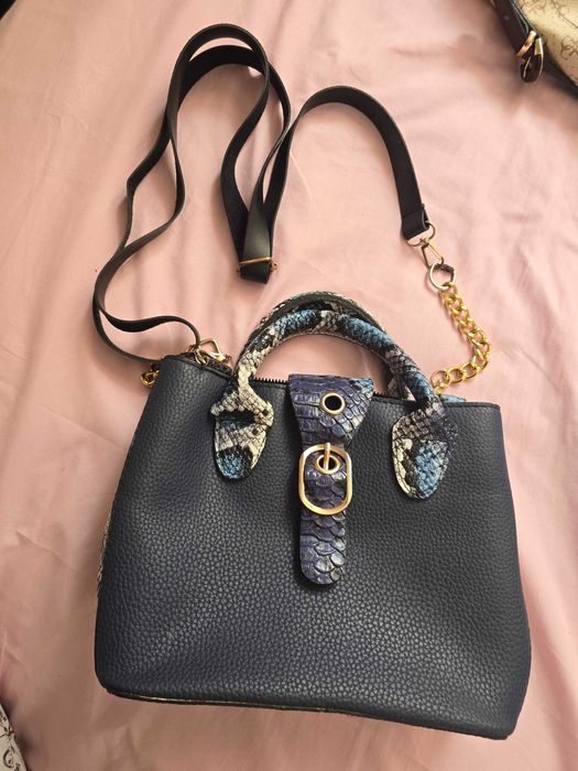 Дамска чанта тъмно синя