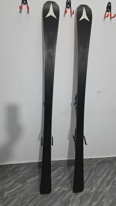 Schiuri Atomic Redster SL