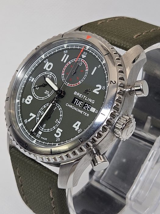 Breitling AVIATOR 8 chronograph 43 CURTISS WARHAWK оригинален часовник