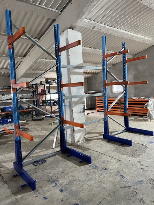 Rafturi cantilever