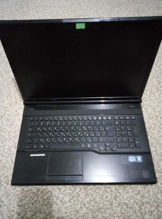 Ноубук срочно недорого