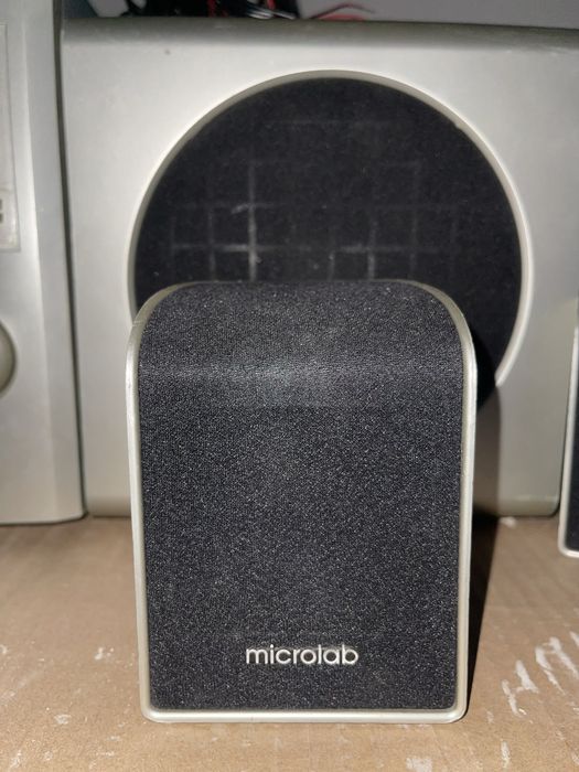 Сабувер с колонками марки Microlab
