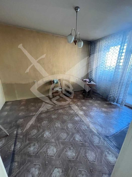Продава се Двустаен апартамент в София, Толстой - 76 кв.м за 1074 €/кв.м - Снимка #1