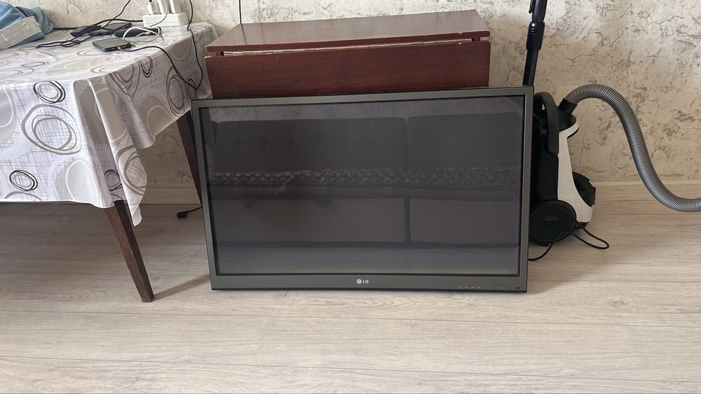 Продам телевизор