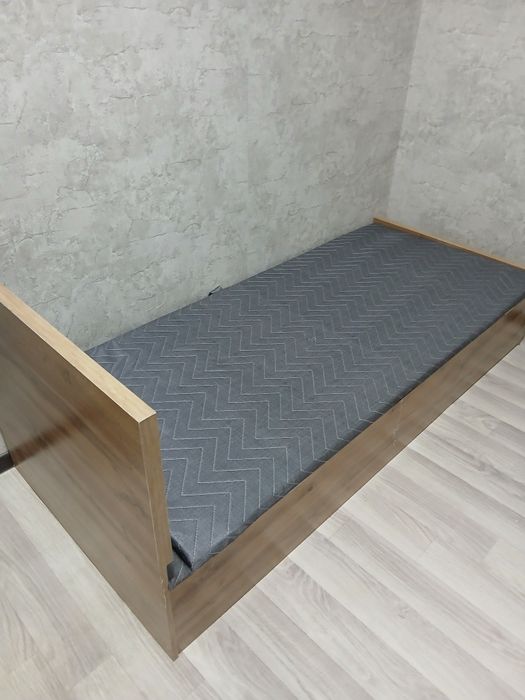 Кроват сундук,арзон янги ишланмаган