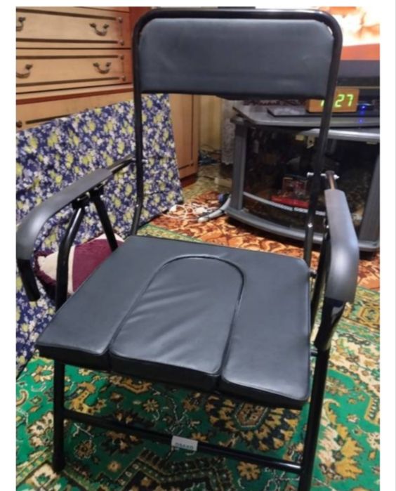 продам стул туалет для пожилых и инвалидов