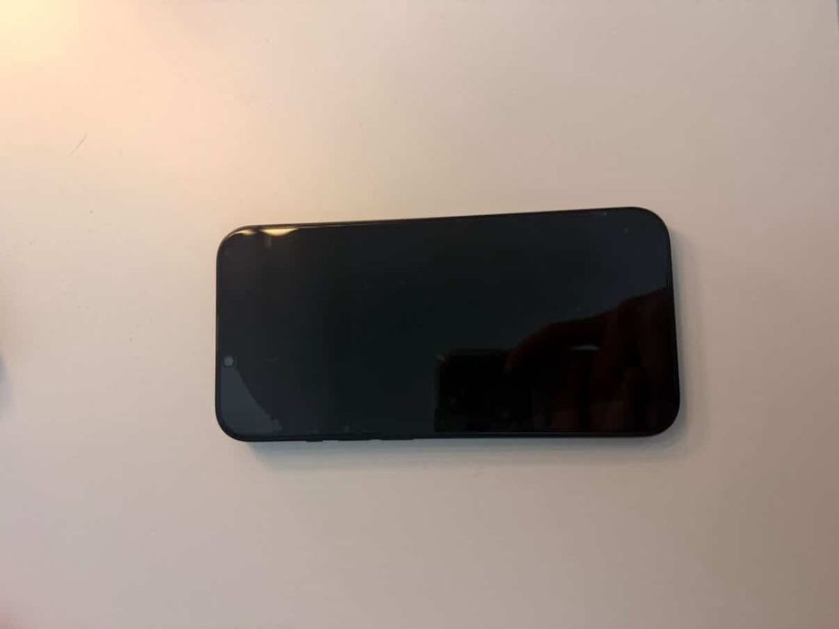 iPhone 13 няма гаранция