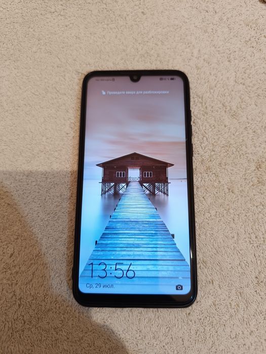 Срочно продам телефон Huawei P30,Lite
