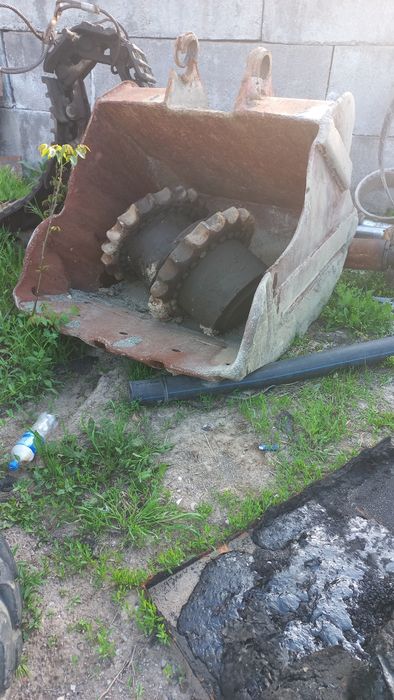 Экскаватор Редуктор хода гусеничный экскаватор