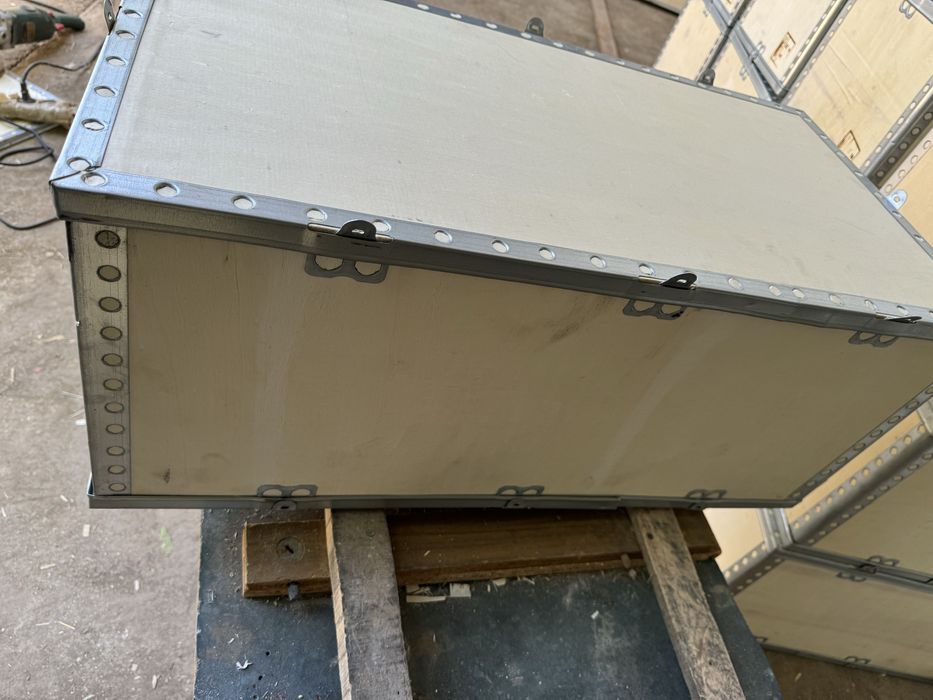 Метал асосли фанер яшик