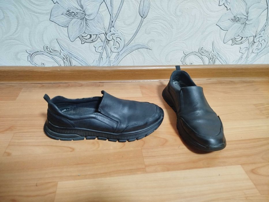 Кожаные туфли 43 размер