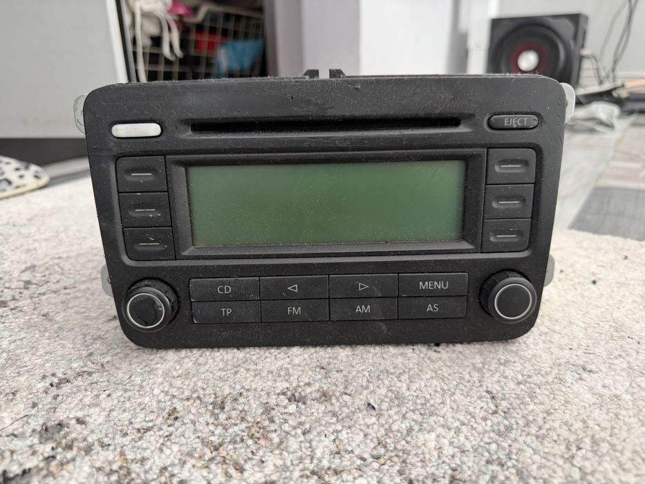 Медия и тонколони за голф 5