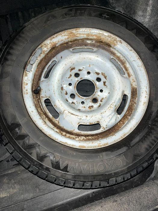 Продам запаску 175/70/13