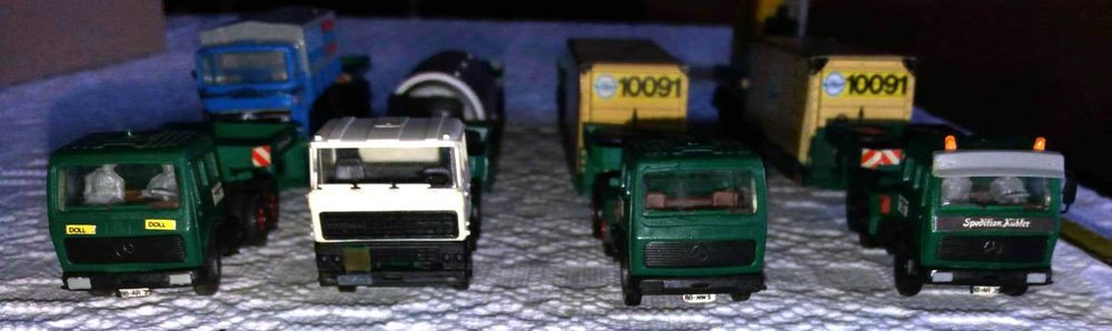 Vand machete autotractoare MB 2644 cu semitrailer, 1:87/ Ho, prd KIBRI