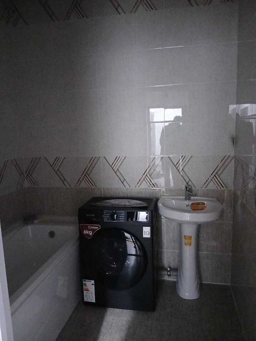 Yangi 2 xonalai kvartira sotiladi