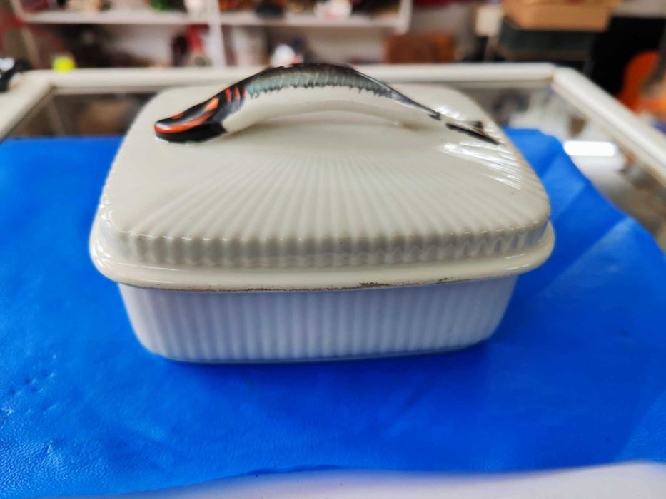 Стара Порцеланова кутия limoges