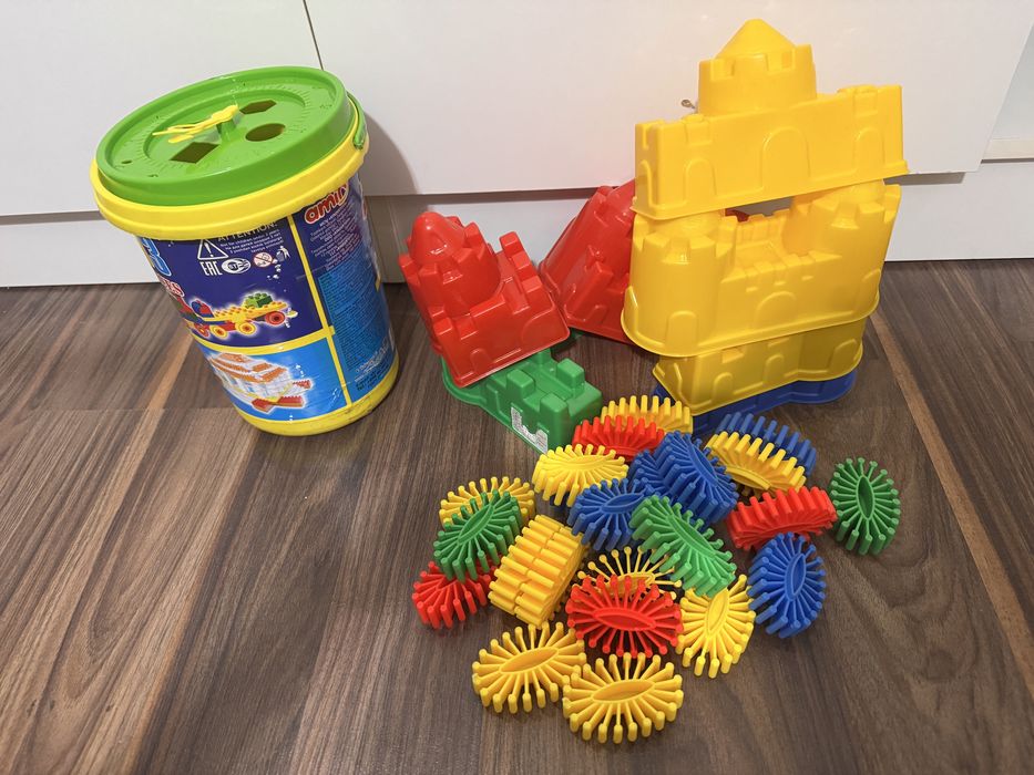 Продам много игрушек