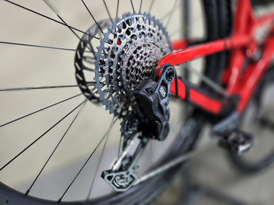 Trek fuel Exe 9.8 GX AXS, size L, Lava