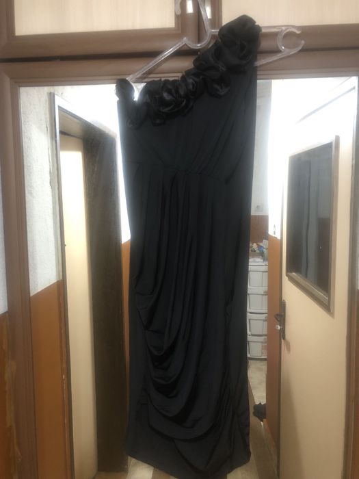 Ролкя черна елегантна