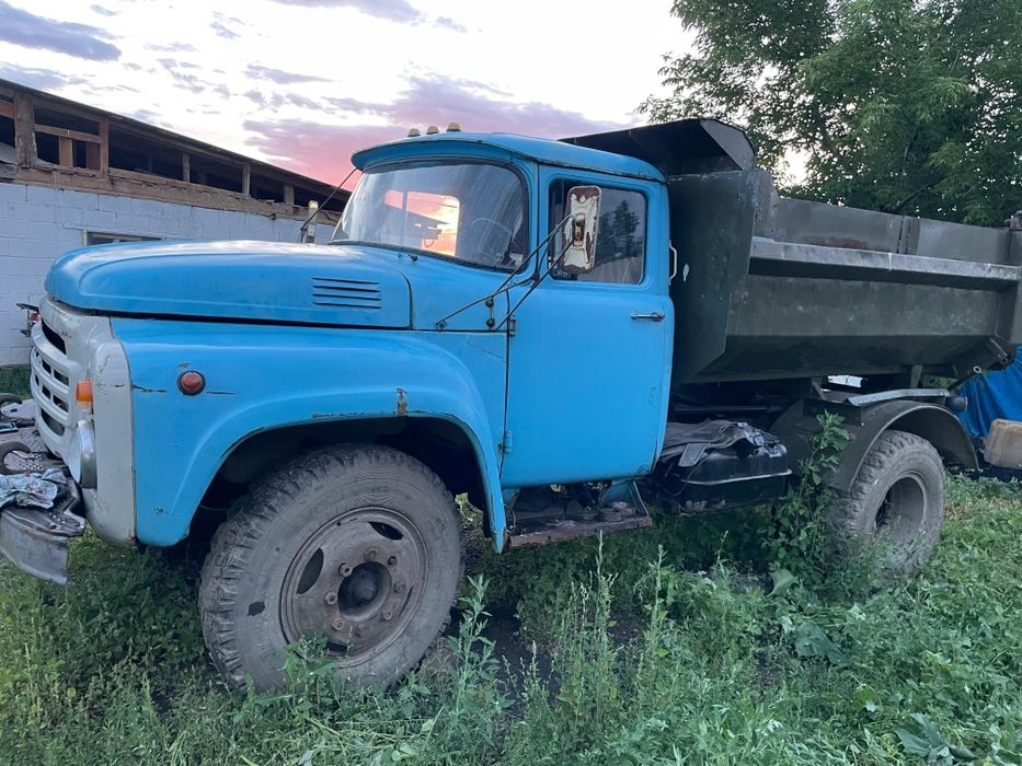 срочно продам два Зила 130 самосвала