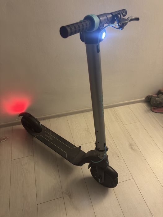 Trotineta electrica cecotec