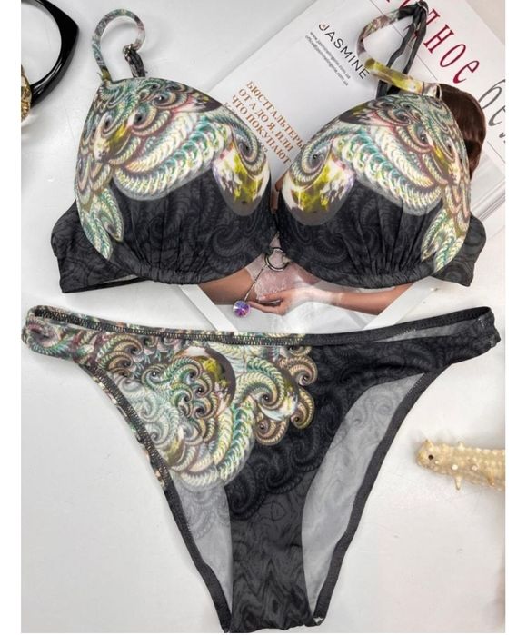 Продам новый купальник