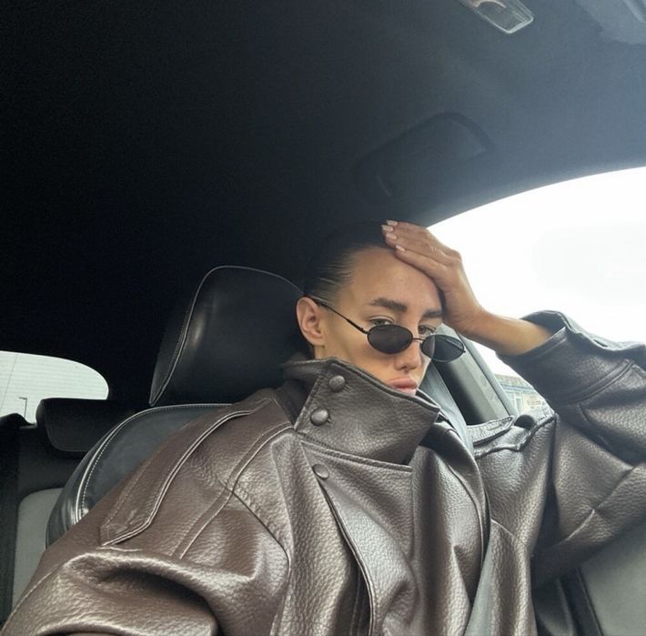 Кожено oversize яке с яка тренд