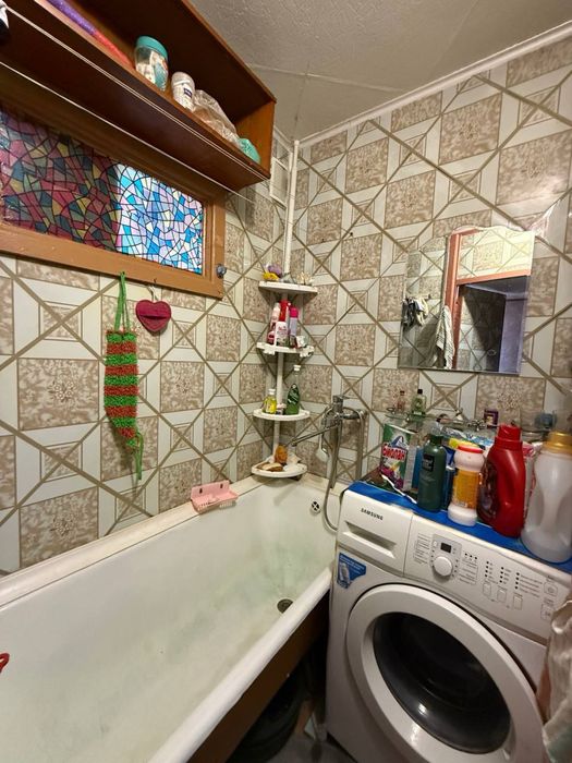 Продается 1 комн квартира на 6 микр