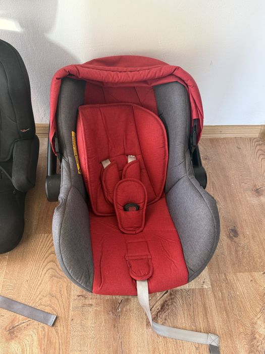 Седалки     за    автомобил