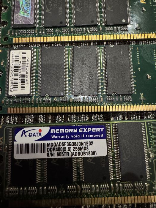 Памет за компютър DDR-400 256MB 3 броя