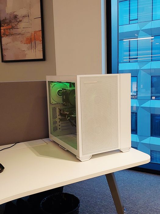 Мощьный компьютер для игр и разработки. Подходит для любых задач