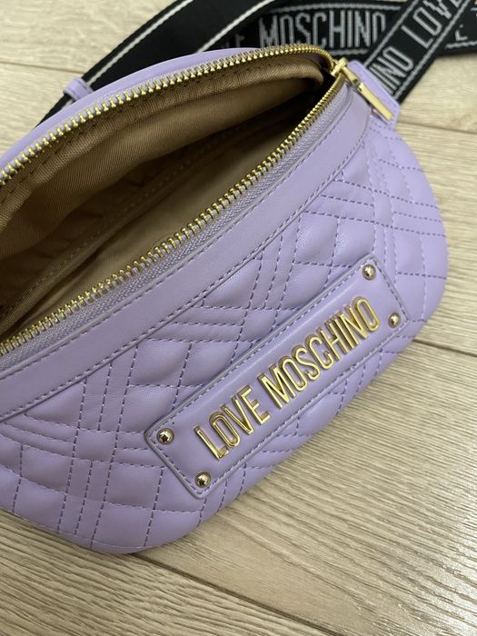 Чанта за кръст LOVE MOSCHINO