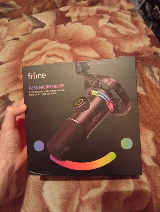 Продаю микрофон fifine k658