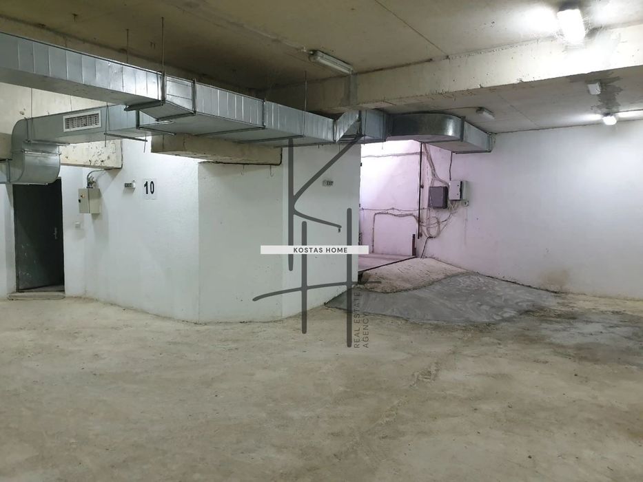 Продава се Гараж / Паркомясто в Варна, Аспарухово - 140 кв.м за 772 €/кв.м - Снимка #2