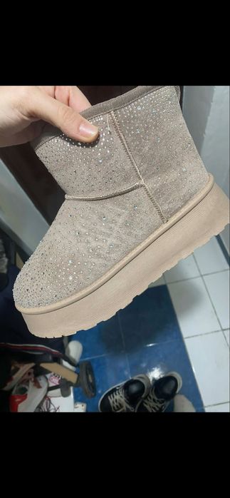 Ghete de dama  iarna cu pietricele