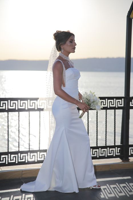 Булчинска рокля с перли