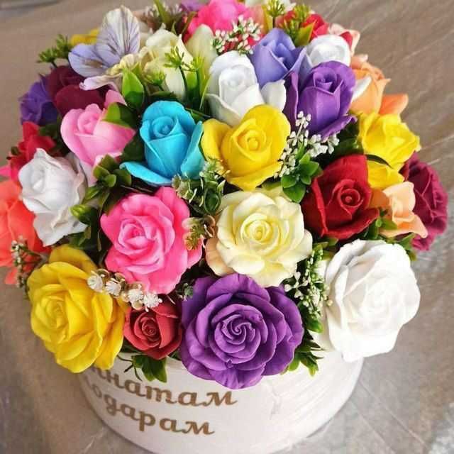 Букеты цветов из мыла. Gullar sovundan