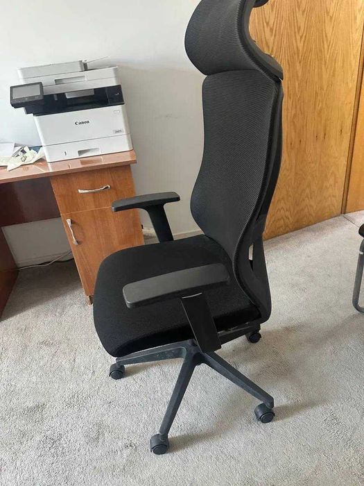 Офисная мебель (столы, кресла, стулья, шкафы)