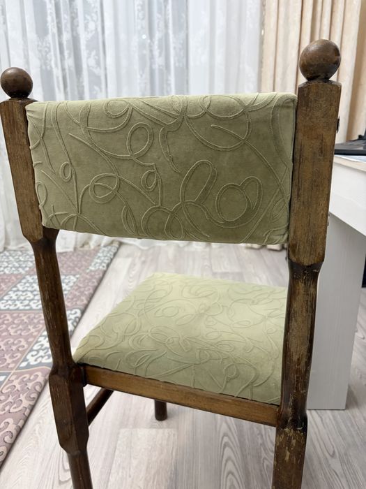 Деревянные стулья 6шт