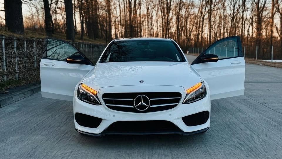 Mercedes Benz C300