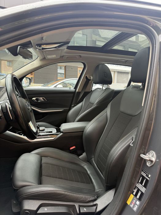 BMW 330 e xDrive PHEV !