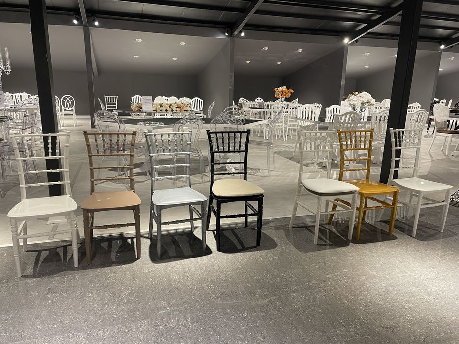 Scaune CHIAVARI diferite modele
