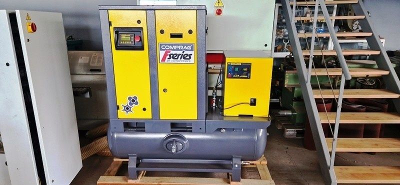 Бутален компресор 1000 лт + 2 мт по 5,5кв + Ел табло