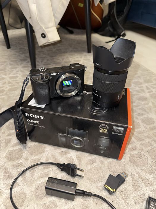 Sony A6400 + Sony E 18-135
